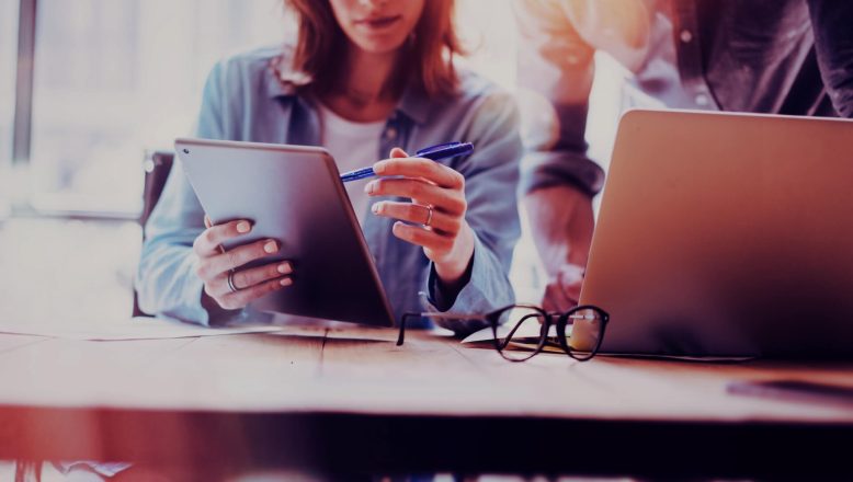 Decoding Executive Salary Negotiation: Determine Your Worth & Your Pay